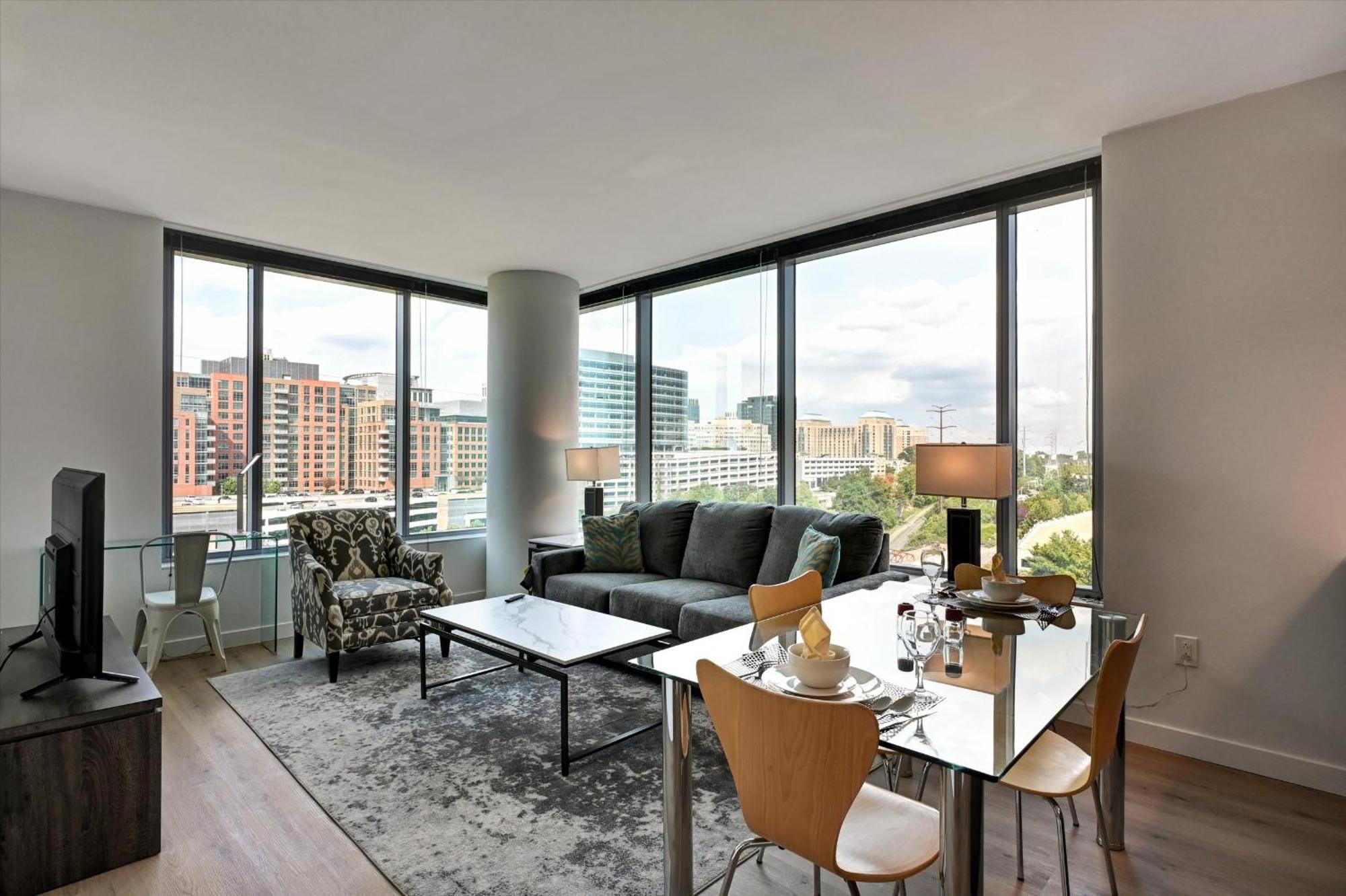 Global Luxury Suites At Town Center Reston Bagian luar foto