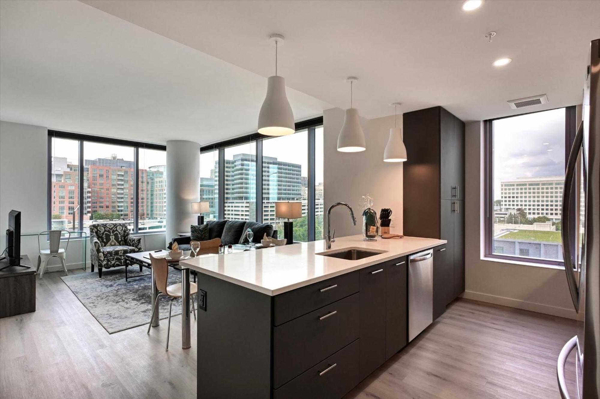 Global Luxury Suites At Town Center Reston Bagian luar foto
